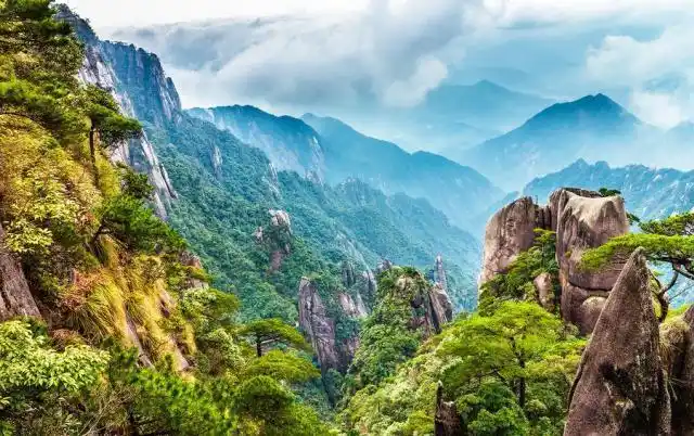 一座不次于黄山的名山,一年四季风景优美,美到让人窒息!