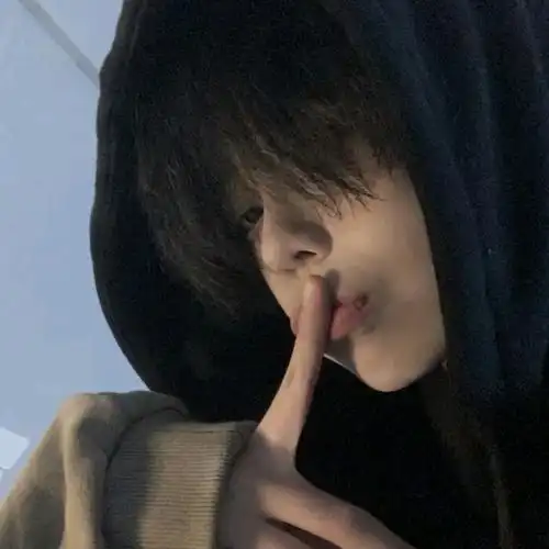 2021热门精选男生头像