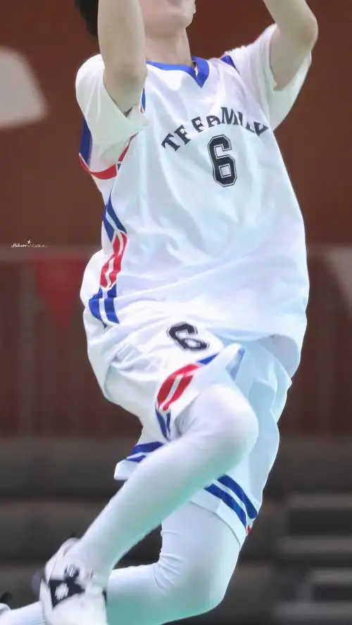 好图共享之运动系男友张真源