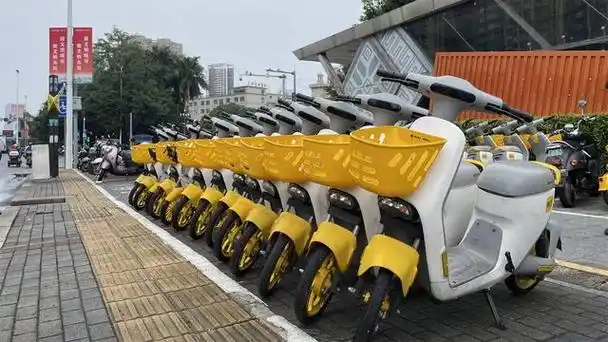 南宁推出"轨道 共享电单车"无缝接驳,文明停放可免费骑美团电单车