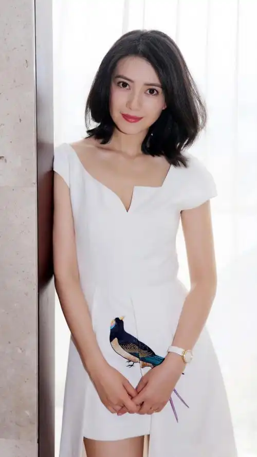 高圆圆广告代言签约电话18612790400高圆圆经纪人朱先生