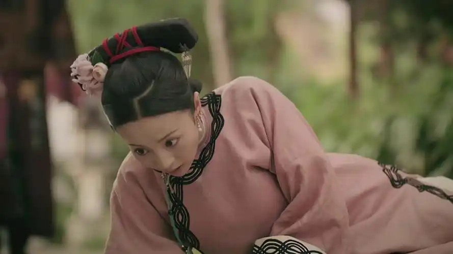 延禧攻略:锦绣鄙视璎珞就爱抢小宫女的男人,却是尔晴的手下败将