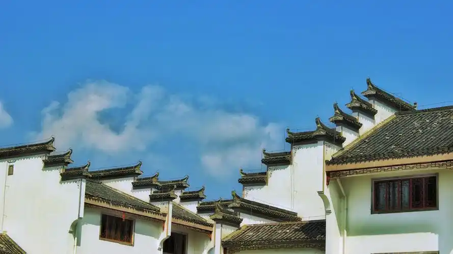 青砖黛瓦马头墙