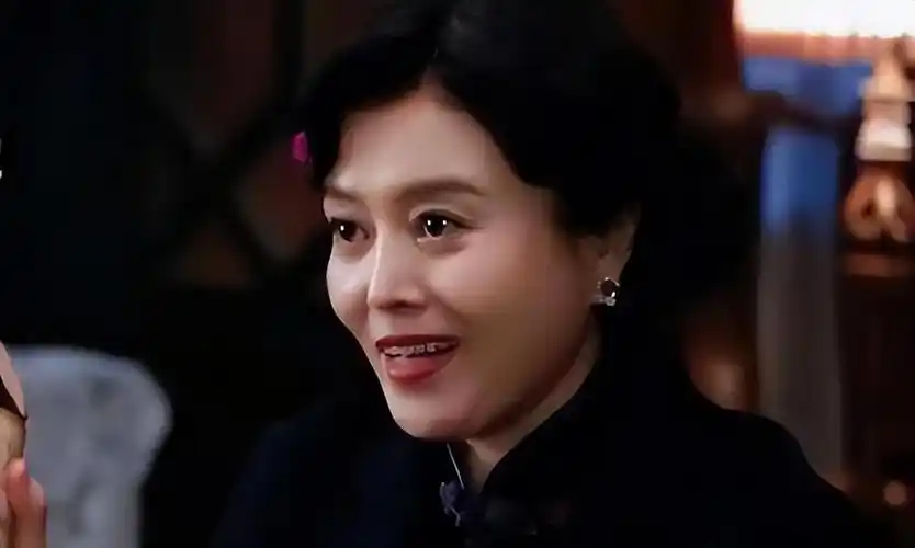 丁嘉丽:曾四次堕胎,婚内出轨,爱看片 - 聚缘娱乐网