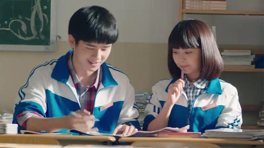 青春校园电视剧中的男神肖奈余淮江辰你最看好哪个