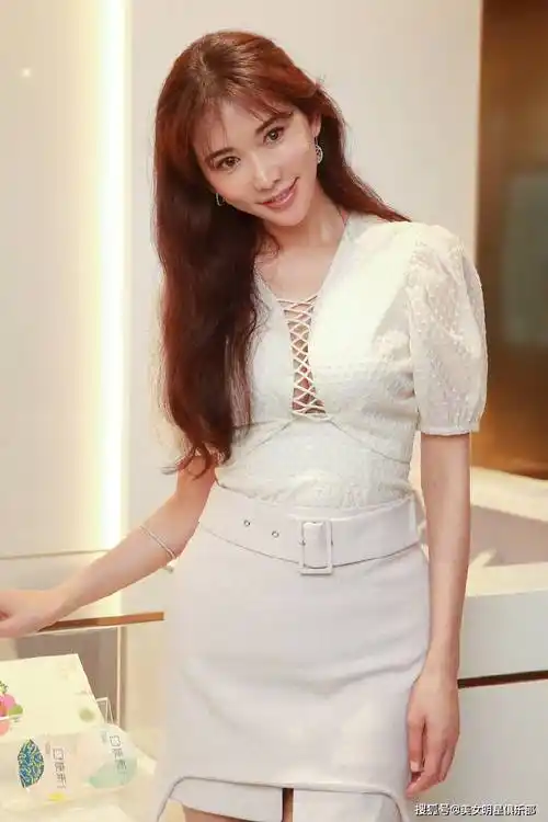 35岁林志玲,神仙颜值魔鬼身材啊!_成为了_亚洲_领域