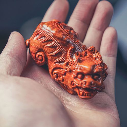 龙头貔貅印度小叶紫檀木男手把件红木雕刻神兽摆件收藏工艺品摆件