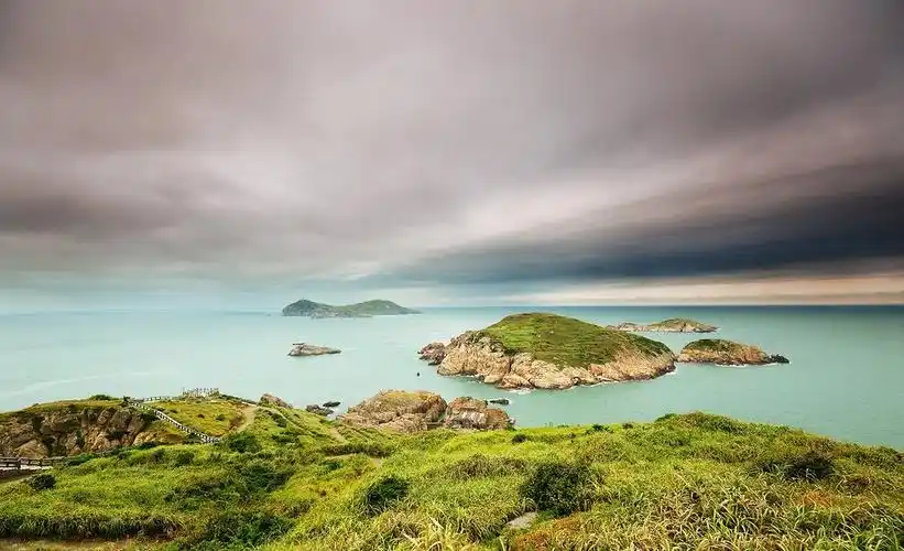 别去挤马尔代夫了,上海周边的5大绝美海岛!