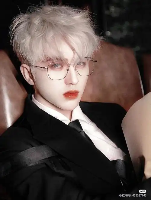 蔡徐坤头像眼镜杀