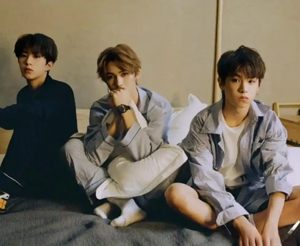 这是我们一起走过的第八年!#乐华铁三角 #黄明昊 #范丞丞  - 抖音