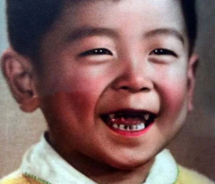 冯绍峰 明星童年照:唐嫣,杨紫,黄景瑜,郑恺,倪妮,冯绍峰