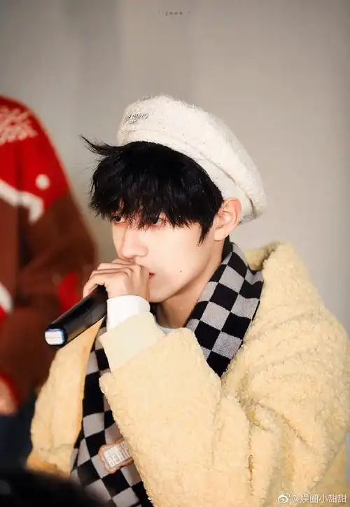 朱志鑫被查尔斯种草了#又是被朱志鑫狠狠可爱到的一天!