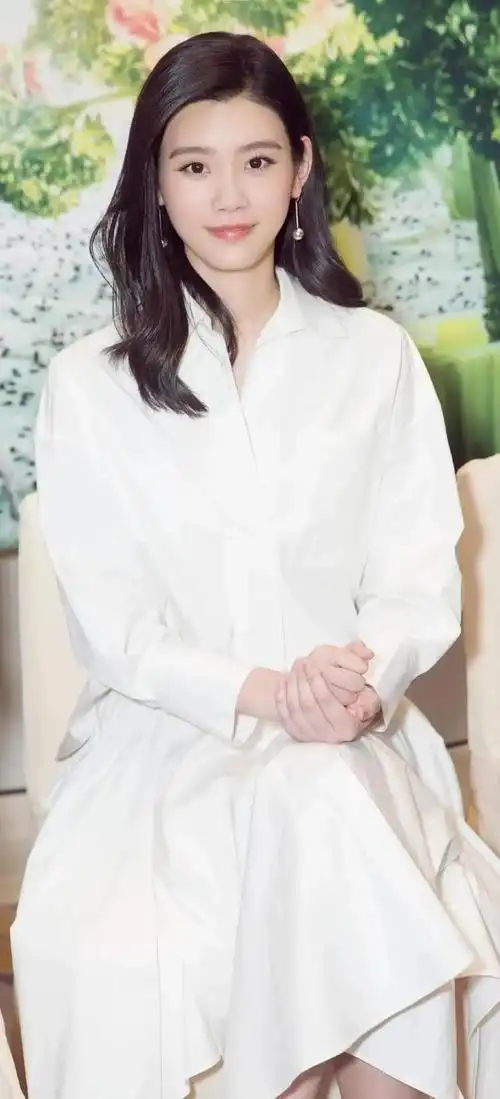 维密天使面孔奚梦瑶