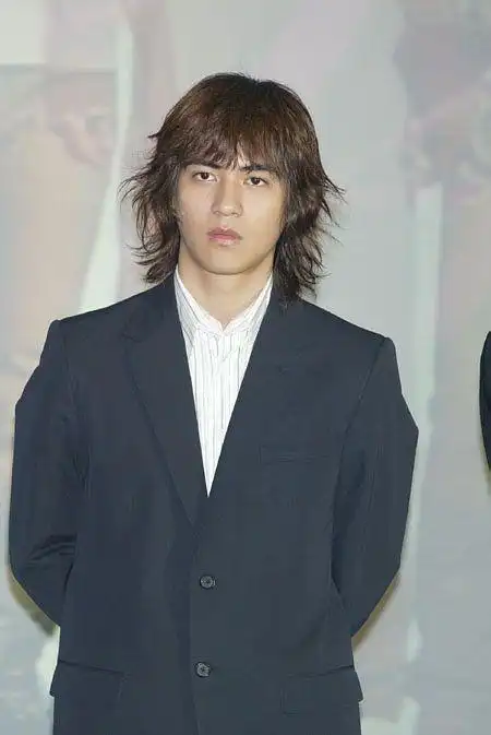 图文f4举行新专辑亚洲记者会仔仔周渝民