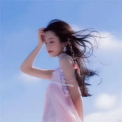2021小清新海边女生头像真人高清大图