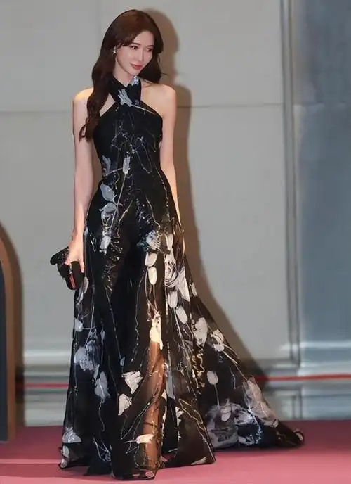 这一次49岁的林志玲不再被世界宽容