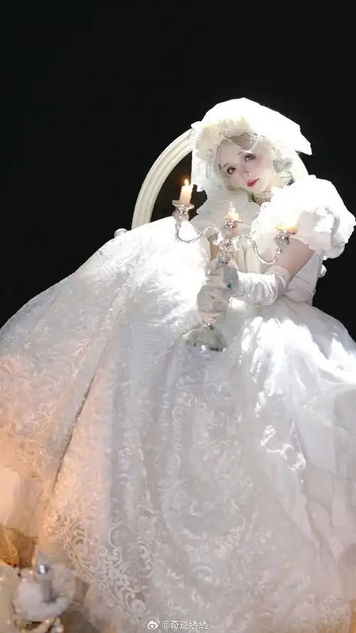 犹在镜中.    第五人格超话#第五人格##cos##红夫人