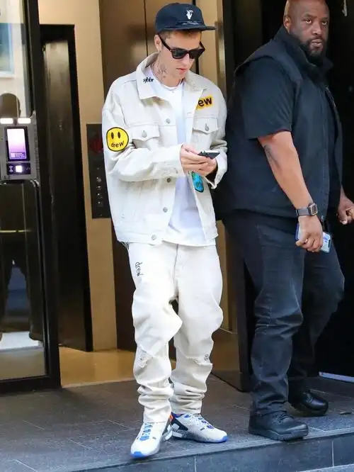 justinbieber78街拍穿搭
