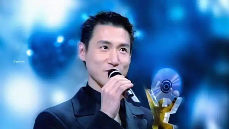 张学友|港娱:天王的权杖,傲慢与骄横