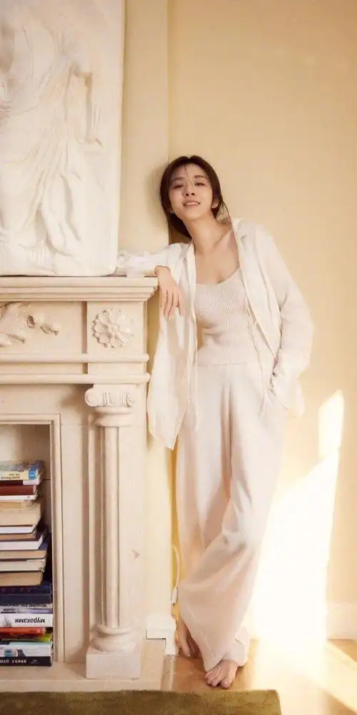 王晓晨壁纸精选好温柔的姐姐