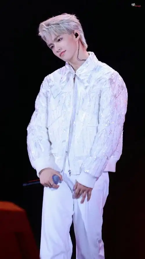 刘耀文 有我这口就有你一口