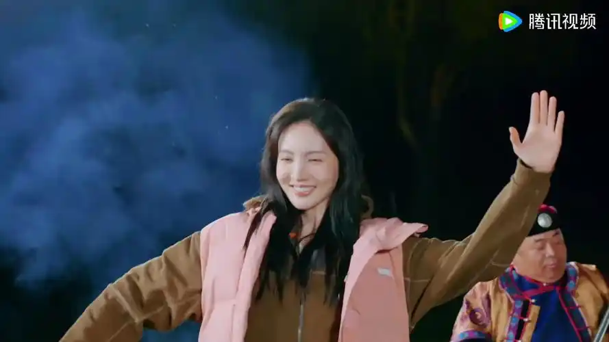 现在就出发丨不愧是北舞女神~金晨跳蒙古舞了