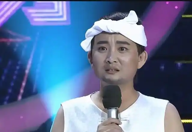 贾玲因模仿太出色师傅冯巩担心她嫁不出去如今果然应验了