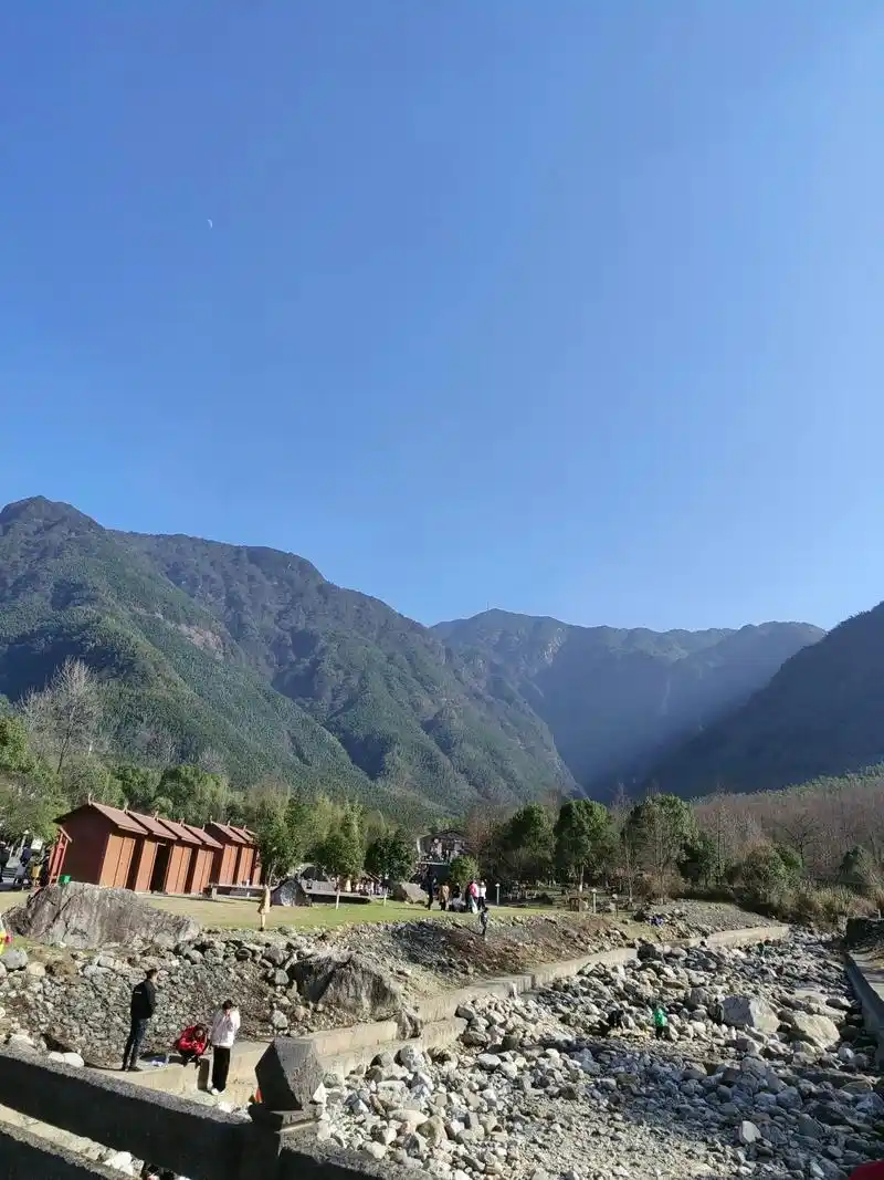 今天天气很好进明月山温汤了杨老师摄影一切都刚刚好