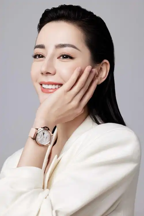 沛纳海全球品牌代言人迪丽热巴##迪奥品牌大使迪丽热巴