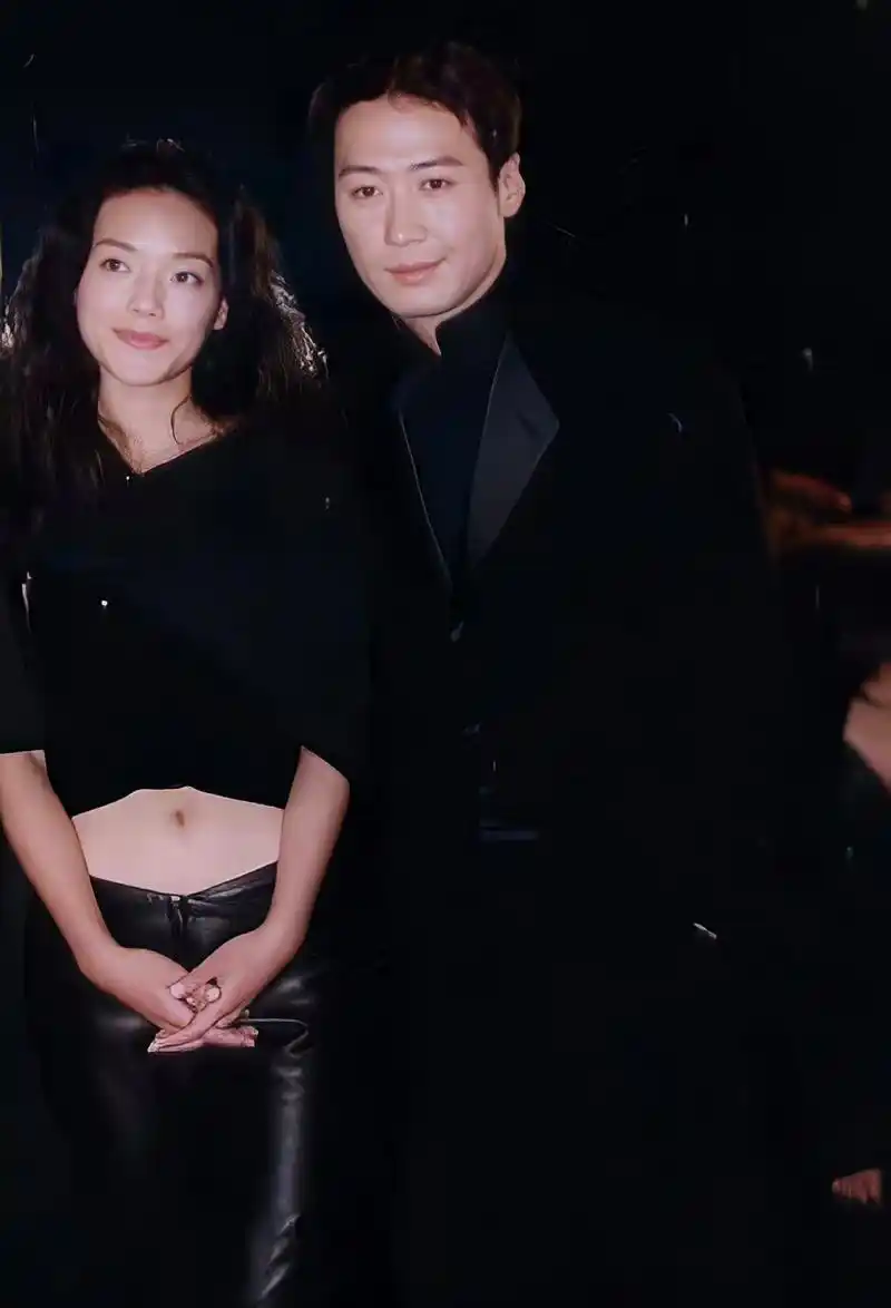 黎明和舒淇是多么般配的一对 ,只可惜有缘无份,最终还是分开了