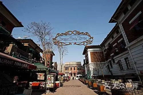 意式风情区艺术展览馆