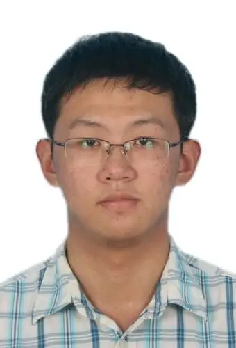 老师,看到前年您的回复,请您帮个忙,有张登记照要白底的,可是本人在外