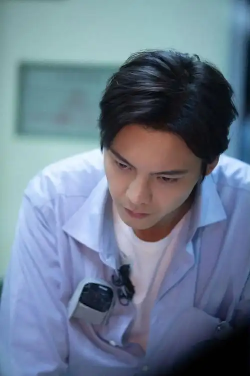 密室大逃脱绝命医院 (下)#陈伟霆 剧照!帅气的小陈医师继 - 抖音