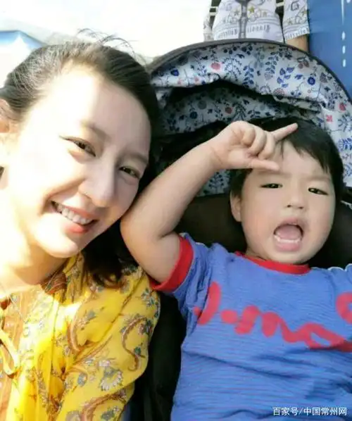 "渣男"洪世贤的老婆是朴灿烈?网友:傻傻分不清楚!