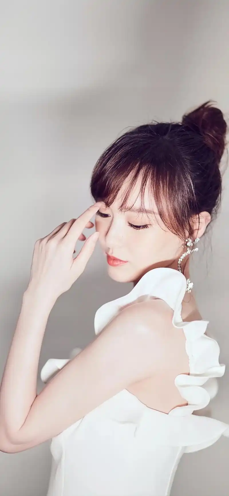 高清壁纸:唐嫣气质写真