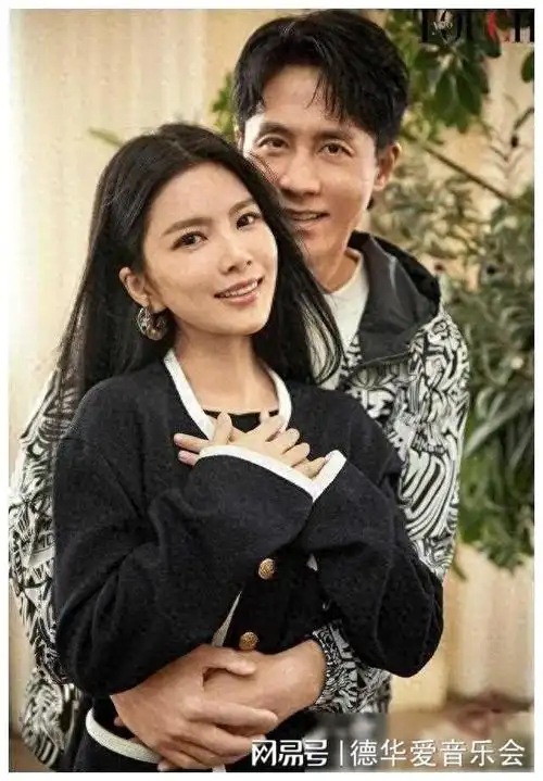杜淳老婆被烫伤,她的告诫却引起了部分网友嘲讽,明星老婆也难当|王灿