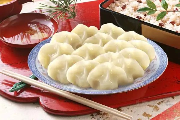 名家笔下的年味莫言儿时吃带钱饺子