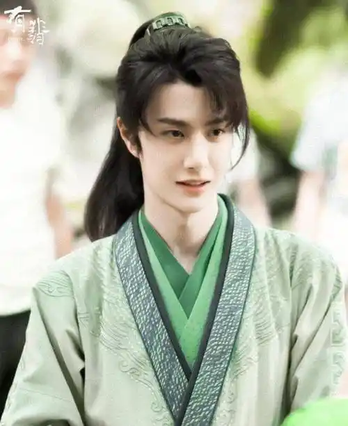 有翡王一博vs赵丽颖如见故人喜不自胜