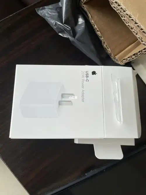 1苹果十二原装充电头19元入手