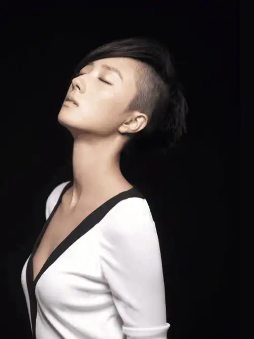 益达女孩桂纶镁