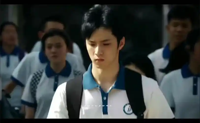 新生代演员刘耀文