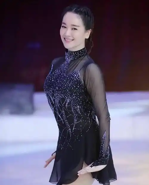 参加过《乘风破浪的姐姐》的人虽然多,但是从姓氏和特征开始排除,也有