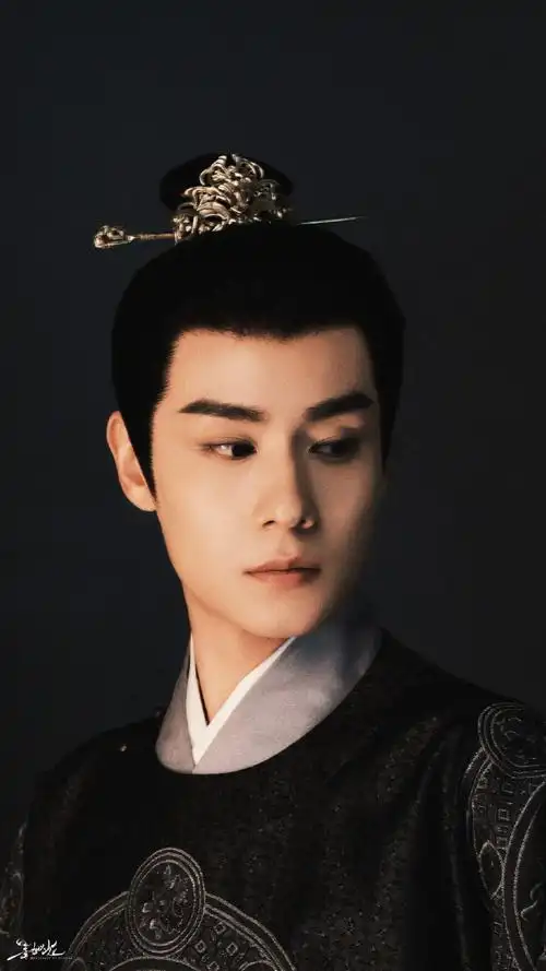 惜花芷 胡一天打戏提神醒脑#    上次看胡一天的戏还是在《民国铺探