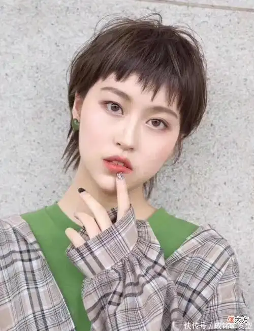 剪完不会后悔的10种爆款短发,时尚减龄不张扬,每一种都好看