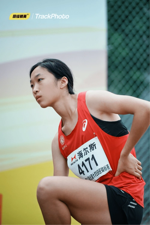 10米!张苗苗,夺得西工大历史上全国首金!_比赛_黄杰_照片