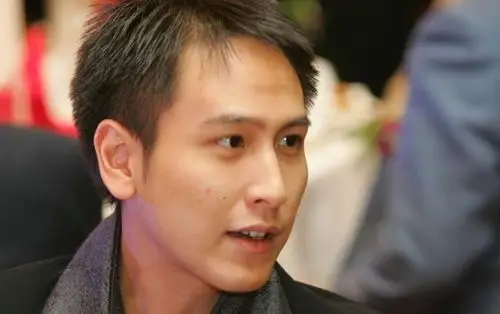 汤珈铖和其他富二代不同,他对于职位并不感冒.