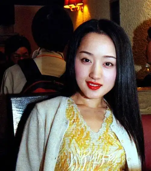 分手的26年后赖文峰出狱乡下结婚度日杨钰莹的选择令人心疼