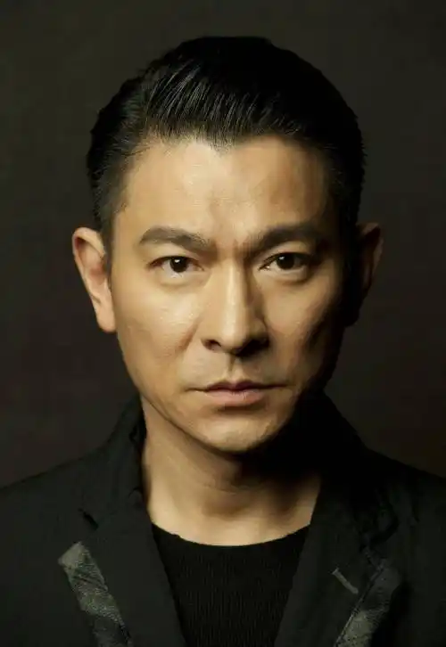 刘德华虽然已经不是当年那个小鲜肉"华仔",却更有一代老戏骨的风范