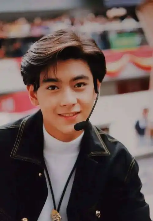 原创46岁的不老男神林志颖出道28年分享美照2个亮点是否注意到