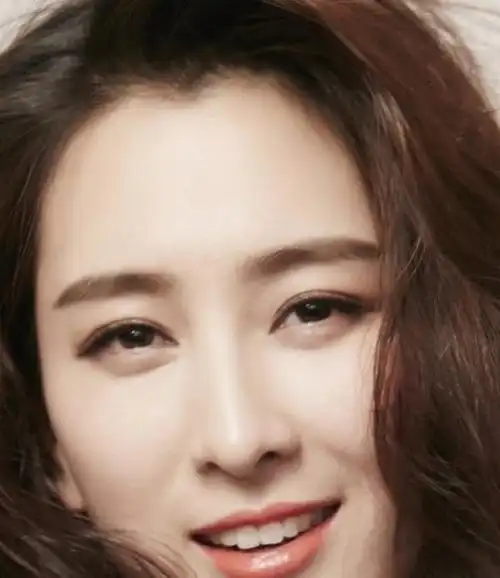 马苏近照,42岁的她品味真好,依然很美,这些年她经历了什么?_网易订阅